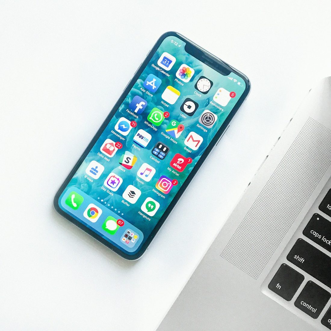 DB体育 APP 赛程与赛事列表界面示意